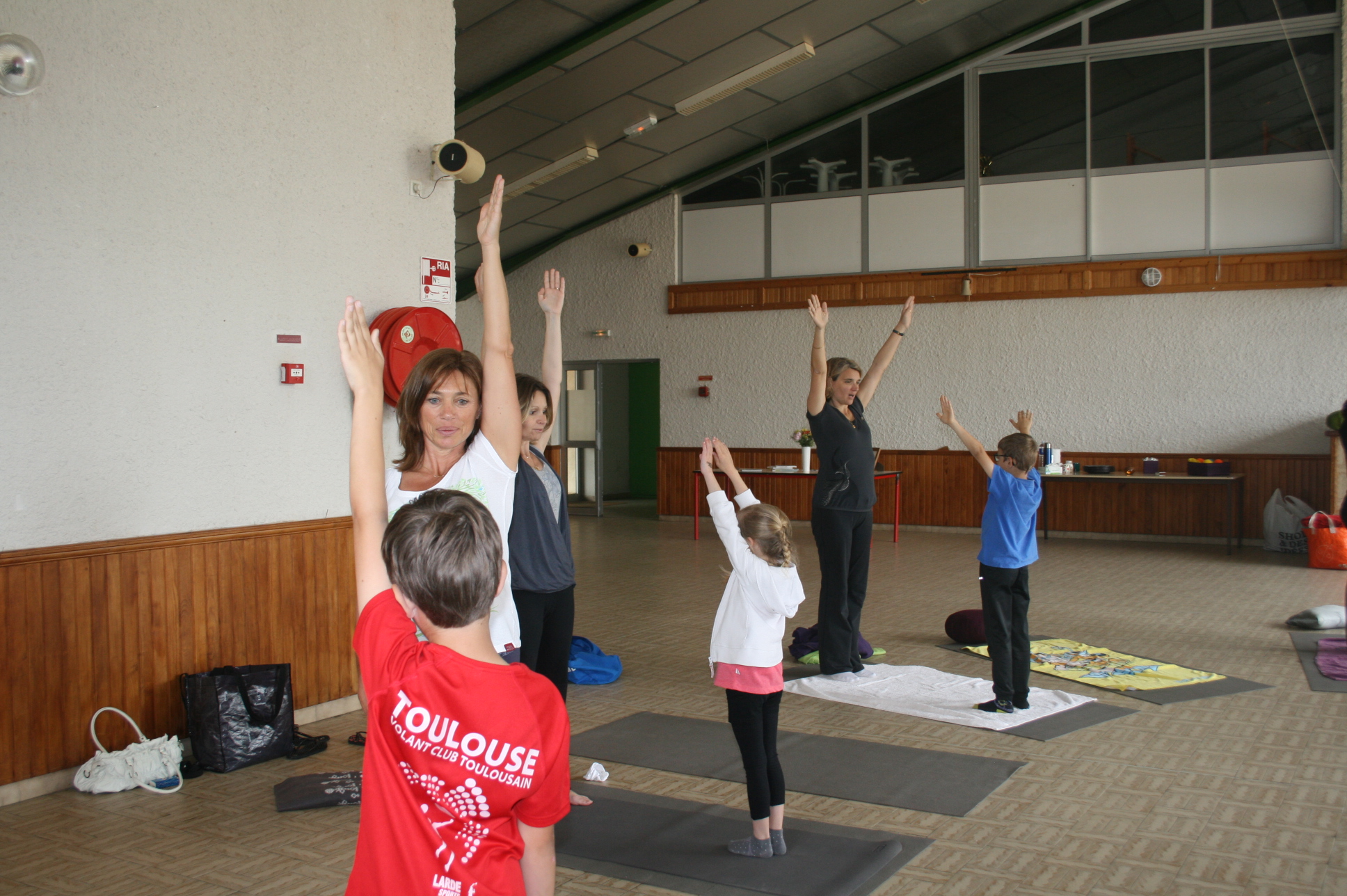 Atelier yoga parent-enfant du 30 mai 2015, association Dhyana, Toulouse